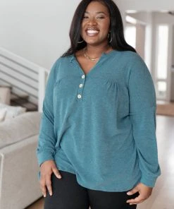 Ave Shops Moon Bay Top In Blue Clothing