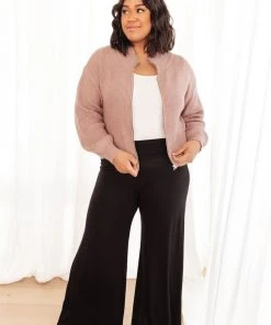 Ave Shops Bottoms & Jeans On The Move Knit Pants In Black