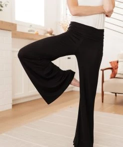 Ave Shops Bottoms & Jeans On The Move Knit Pants In Black