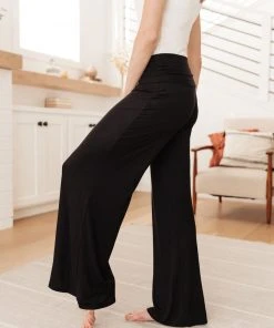 Ave Shops Bottoms & Jeans On The Move Knit Pants In Black