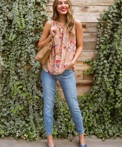 Ave Shops Orchids Pleated Sleeveless Blouse Clothing