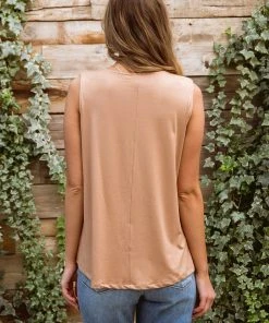 Ave Shops Orchids Pleated Sleeveless Blouse Clothing