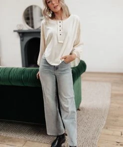 Ave Shops Clothing Osaka Top In Cream