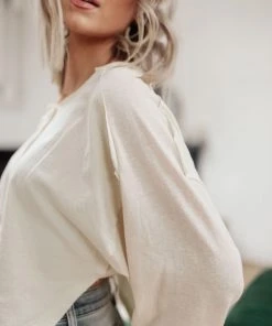 Ave Shops Clothing Osaka Top In Cream