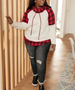 Ave Shops Clothing Plaid Details Top In Red