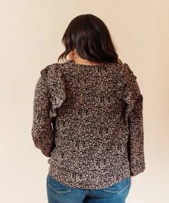 Ave Shops Clothing Prettiest Petals Top