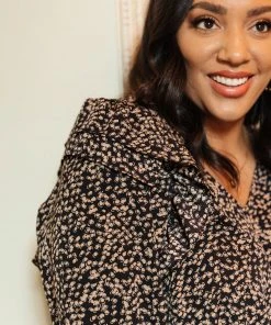 Ave Shops Clothing Prettiest Petals Top