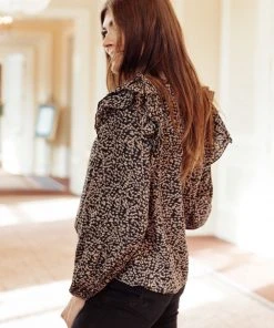 Ave Shops Clothing Prettiest Petals Top