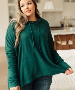 Ave Shops Rolling Hills Top In Green