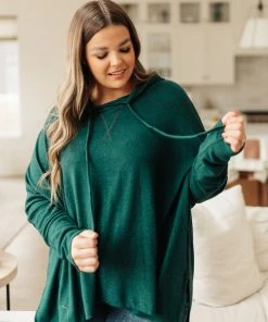 Ave Shops Rolling Hills Top In Green