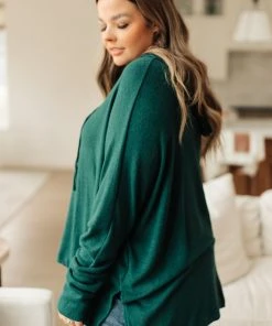 Ave Shops Rolling Hills Top In Green