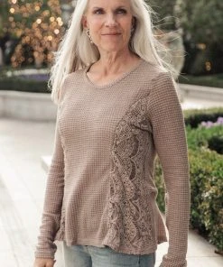 Ave Shops Side Of Art Top In Taupe