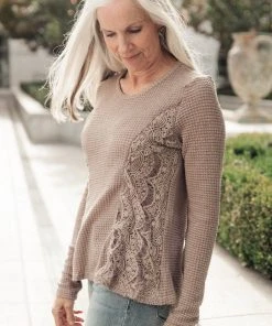 Ave Shops Side Of Art Top In Taupe