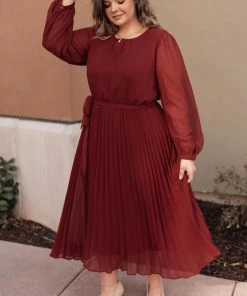 Ave Shops Simple And Pleated Dress In Rust Dresses, Rompers, Jumpsuits