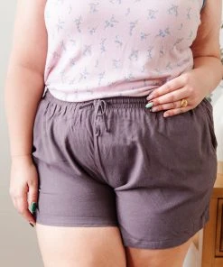 Ave Shops Simplicity Shorts In Gray