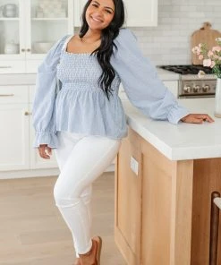 Ave Shops Clothing Skyscraper Top