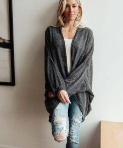 Ave Shops Slouchy Vibe Cardigan In Charcoal