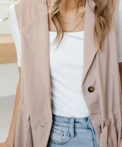 Ave Shops Small Talk Sleeveless Cardigan Clothing