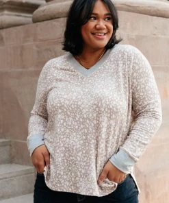 Ave Shops Spotted In The City Top