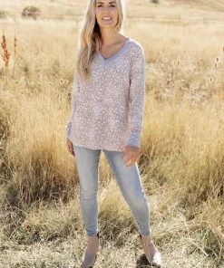 Ave Shops Spotted In The City Top