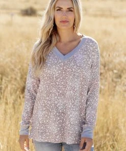 Ave Shops Spotted In The City Top