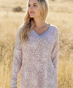 Ave Shops Spotted In The City Top