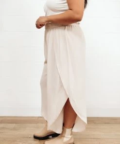 Ave Shops Spring Dream Pants In Sand Bottoms & Jeans