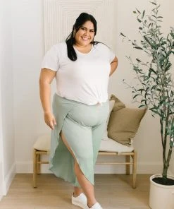 Ave Shops Spring Dream Pants In Green Bottoms & Jeans