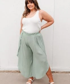 Ave Shops Spring Dream Pants In Green Bottoms & Jeans