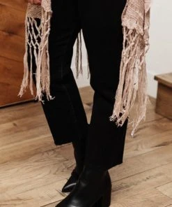 Ave Shops Amari Ankle Boots In Black