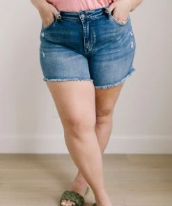 Ave Shops Stevie Hi-Rise Destroyed Cutoffs | Trendy Women's Jeans 29 Ave Shops Bottoms & Jeans Stevie Hi-Rise Destroyed Cutoffs