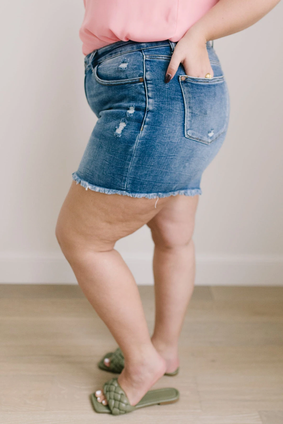 Ave Shops Stevie Hi-Rise Destroyed Cutoffs | Trendy Women's Jeans 11 Ave Shops Bottoms & Jeans Stevie Hi-Rise Destroyed Cutoffs