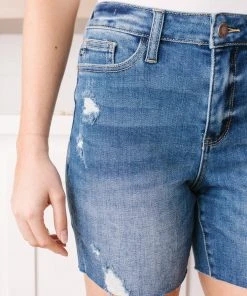 Ave Shops Straight Edge Dark Wash Shorts | Stylish Jeans Bottoms for Men & Women 29 Ave Shops Straight Edge Dark Wash Shorts Bottoms & Jeans