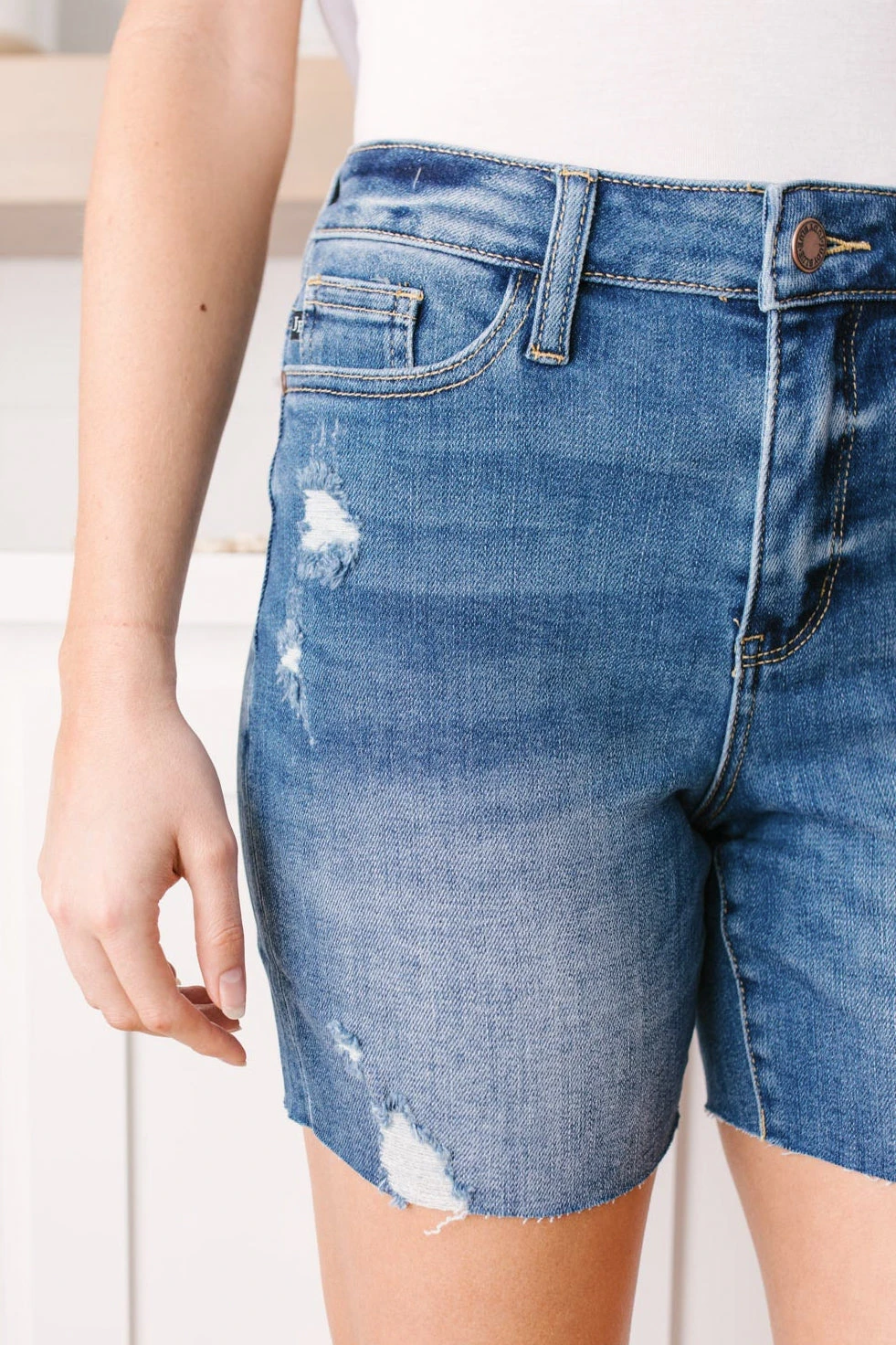 Ave Shops Straight Edge Dark Wash Shorts | Stylish Jeans Bottoms for Men & Women 9 Ave Shops Straight Edge Dark Wash Shorts Bottoms & Jeans