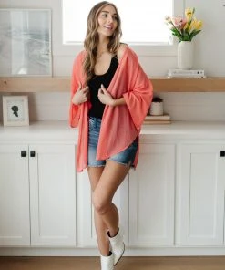 Ave Shops Strawberry Breeze Kimono