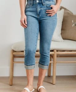 Ave Shops Suzie Mid-Rise Cuffed Capris Bottoms & Jeans