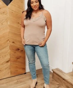 Ave Shops Sweet Fling Lace Top In Mocha