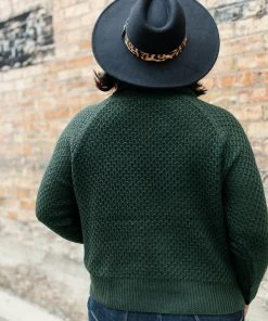 Ave Shops The Kelsey Sweater In Hunter Green
