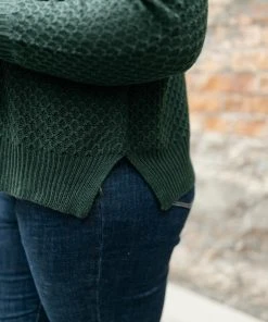 Ave Shops The Kelsey Sweater In Hunter Green