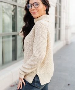Ave Shops The Kelsey Sweater In Ivory