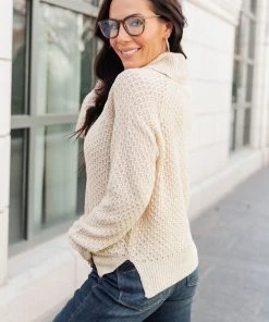 Ave Shops The Kelsey Sweater In Ivory