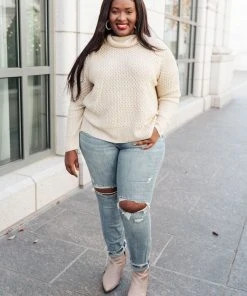 Ave Shops The Kelsey Sweater In Ivory