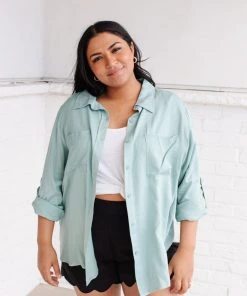 Ave Shops Unwavering Confidence Blouse In Light Blue