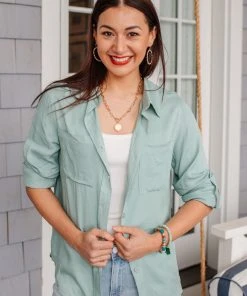 Ave Shops Unwavering Confidence Blouse In Light Blue