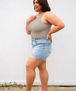 Ave Shops Up Next Tank