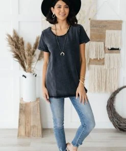 Ave Shops Vitamins & Minerals Top In Black