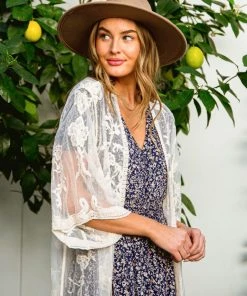 Ave Shops Vacay Babe Cardigan In Natural