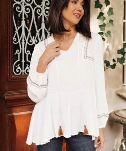 Ave Shops Villager Dotted Top Clothing