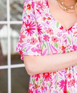 Ave Shops Vintage Daisies Dress In Pink