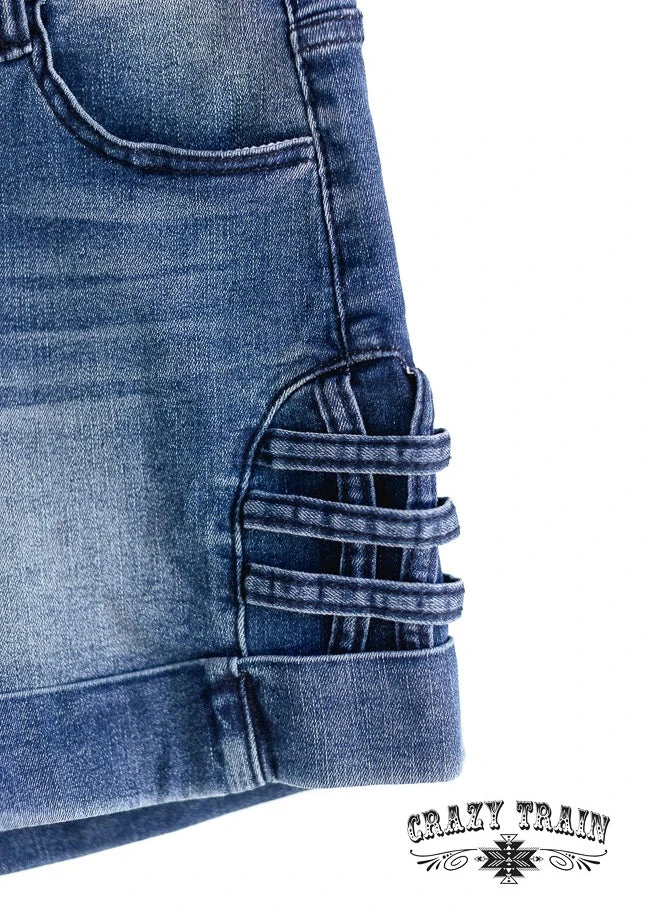 Crazy Train Weave Me Be Shorts - Stylish & Comfortable | MEGA SALE 6 Crazy Train Weave Me Be Shorts